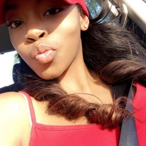 Meet your Posher, Kierra